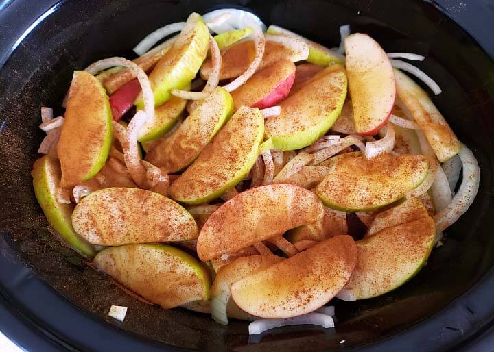 Slow Cooker Apple Cinnamon Pork Chops